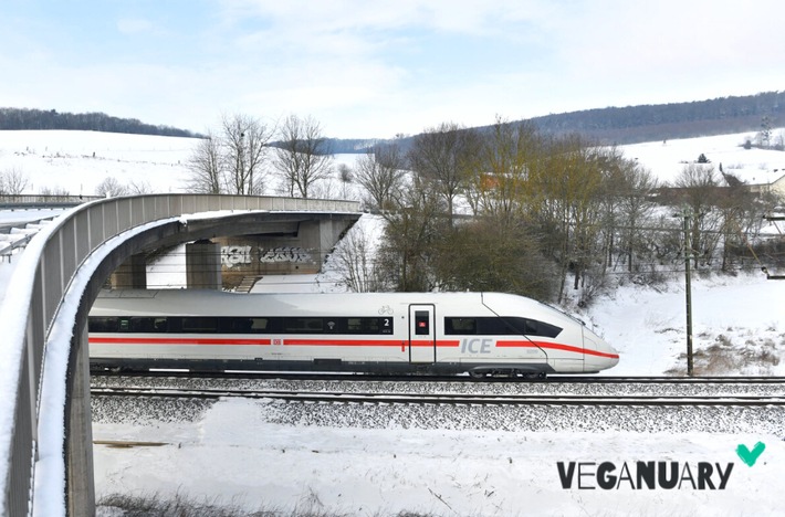 Veganuary 2023: Deutsche Bahn serviert vegane Currywurst