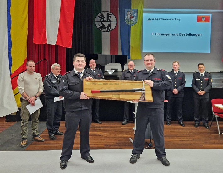 FW-EN: Michael Willms neuer Präsident des Kreisfeuerwehrverbandes EN - Ralf Tonetti neuer Vize-Präsident