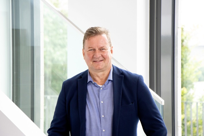 +++ Pressemitteilung: Henry Hansch wird neuer Leiter des Digitalmarketings bei STARK Deutschland +++