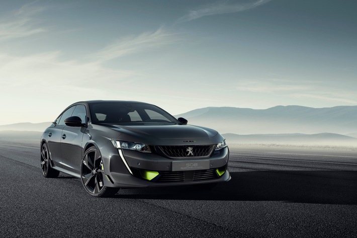 PEUGEOT präsentiert neue Studie: Das Concept 508 PEUGEOT Sport Engineered Neo-Performance