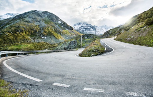 5 Alpenpässe 1 Tag autofrei: Neu auch Flüelapass nur für Velo & Co.