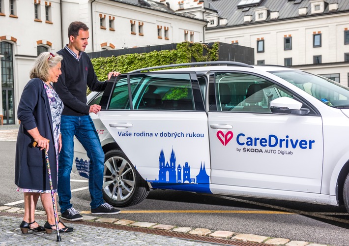 SKODA AUTO DigiLab bringt ,CareDriver&#039; nach Prag (FOTO)