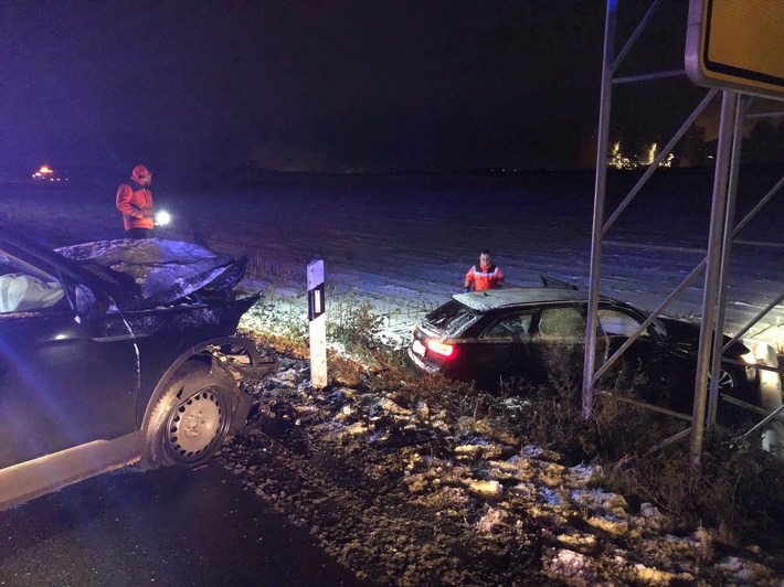 POL-NE: Vollsperrung wegen Unfall auf der B59