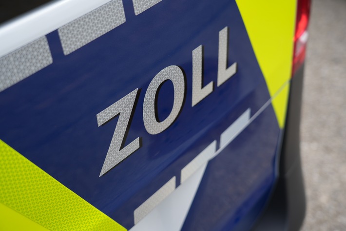 HZA-SW: Großeinsatz des Zolls in komplexem Kettenbetrugsverfahren - Hauptzollamt Schweinfurt koordiniert Durchsuchungen in sieben Bundesländern - Hauptbeschuldigter in Untersuchungshaft