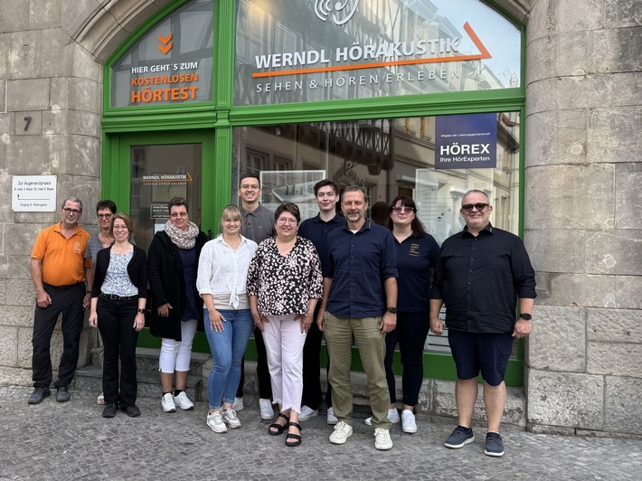 Hörex-Gründungsmitglieder vereinbaren Nachfolgeregelung: Fachgeschäft Werndl Hörakustik in Köthen ist nun Teil der HörPartner