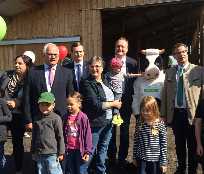 Bundesweites Angebot zum Dialog mit der Landwirtschaft - Über 600 Höfe beteiligen sich am Tag des offenen Hofes 2016