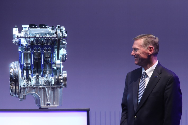 1,0-Liter Ford EcoBoost-Motor gewinnt den &quot;International Paul Pietsch Award 2013&quot; (BILD)