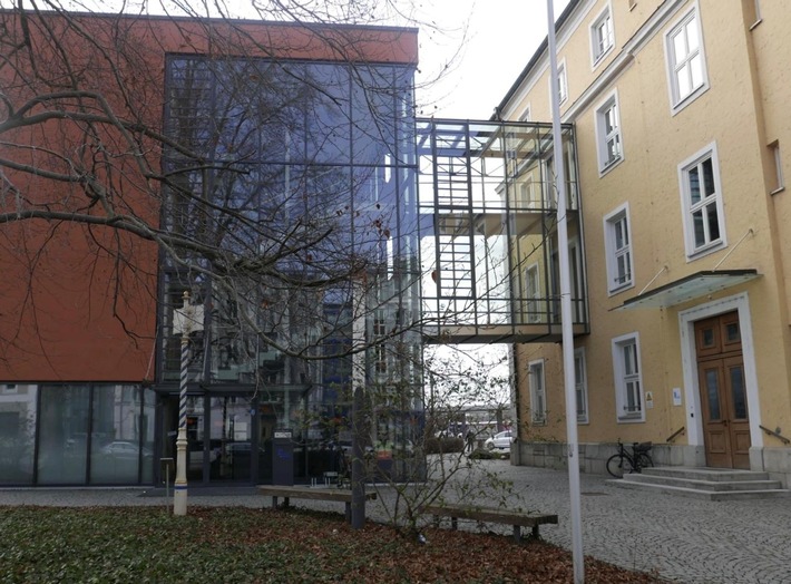 HZA-RO: Weihnachten und Black Friday: Wichtige Hinweise des Zolls zu Bestellungen und Geschenken aus dem Ausland