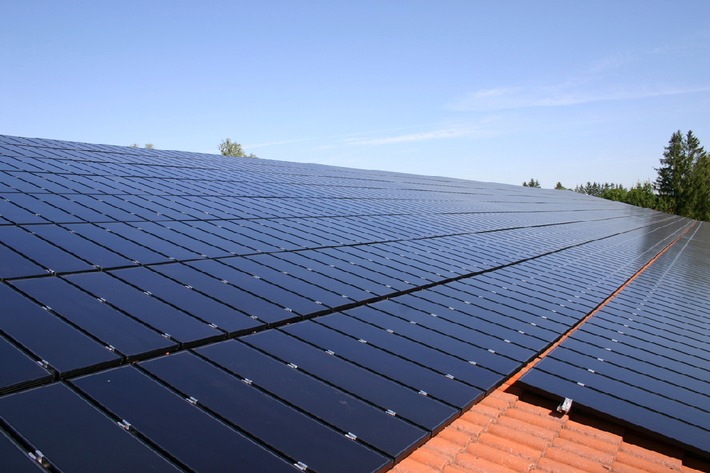 Shell und Saint-Gobain beschließen: Produktion von Solarzellen der nächsten Generation im sächsischen Torgau