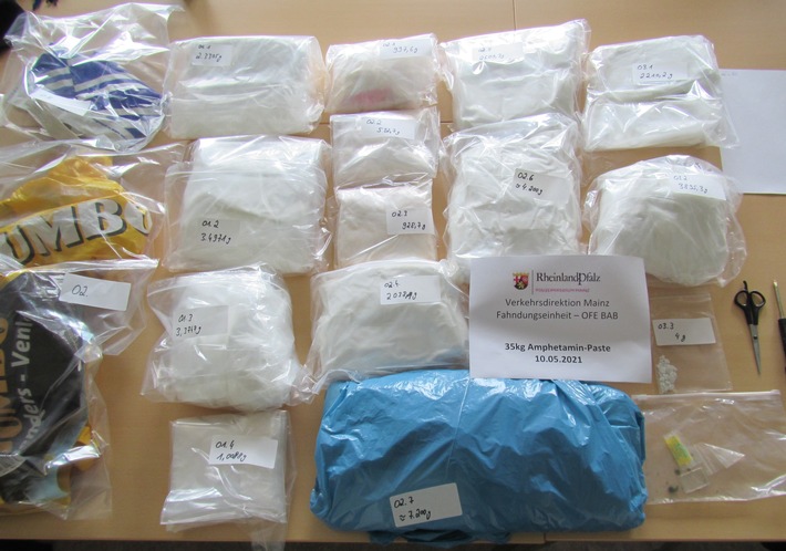 POL-VDMZ: 35 Kilogramm Drogen im Gepäck