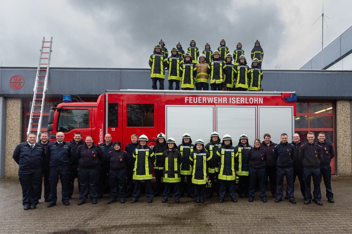 FW-MK: Grundausbildung - Stufe B 2023 - der Freiwilligen Feuerwehr