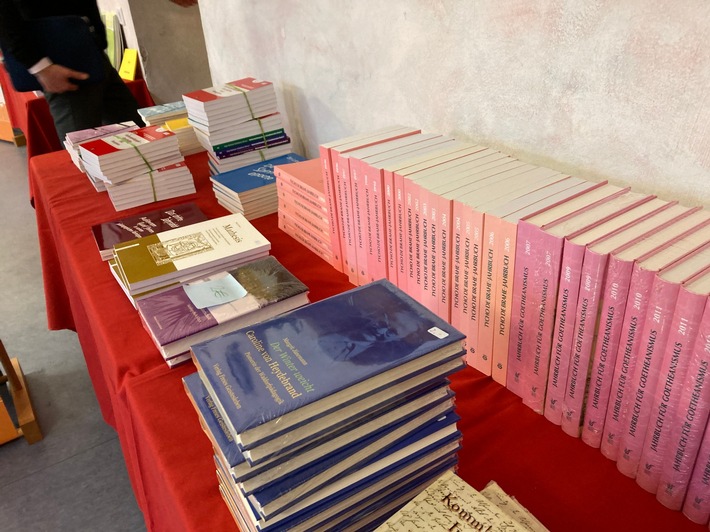 Parzival als aktuelle Lektüre und Förderung von Lesen und Schreiben: Waldorfpädagogik wieder auf der Leipziger Buchmesse präsent
