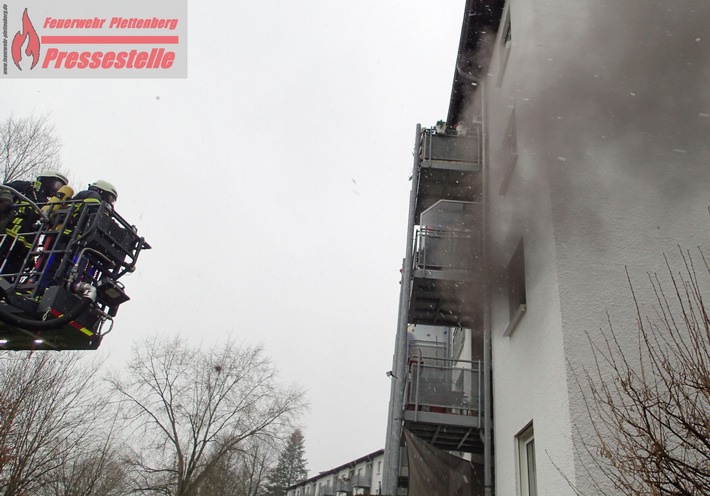 FW-PL: OT-Stadtmitte. Zimmerbrand in einer seniorengerechten Wohnanlage. Bewohner handelte vorbildlich.