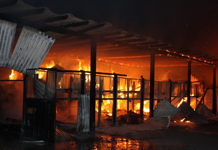 POL-MI: Nach Feuer in Pferdestallungen: Polizei ermittelt wegen Brandstiftung