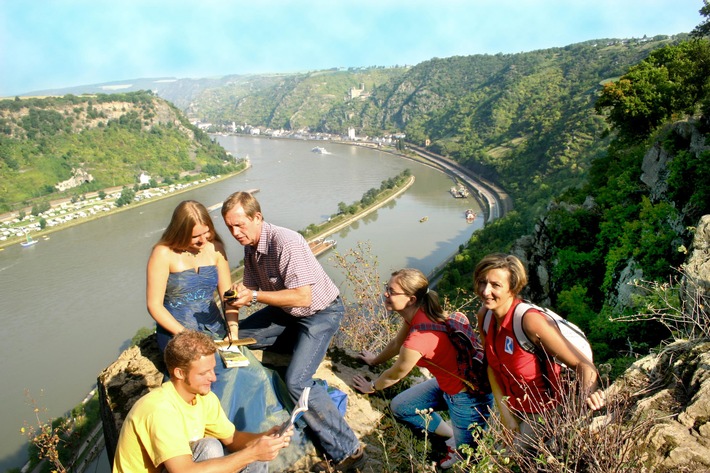 Loreley folgt auf dem Rheinsteig himmlischen Signalen / Morgen Eröffnung des neuen Fernwanderweges