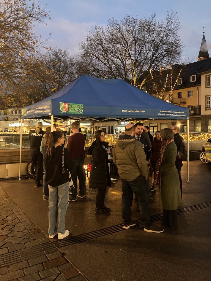 POL-SI: Positive Resonanz auf &quot;mobile&quot; Bürgersprechstunde in Siegen - #polsiwi