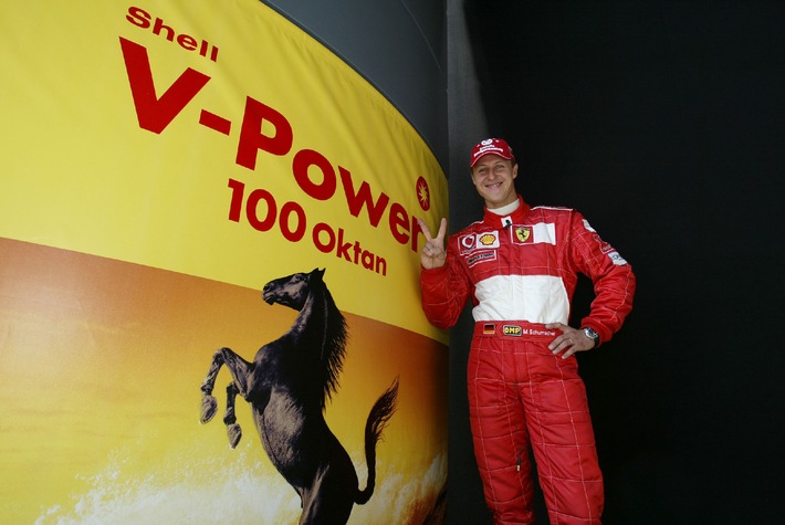 Mit Shell V-Power fährt Schumacher von Sieg zu Sieg!
