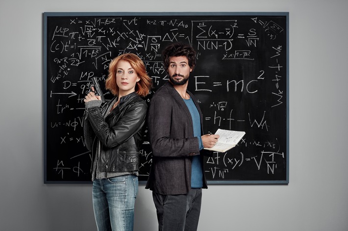 Superhirn mit großer Klappe: Tom Beck überführt als "Einstein" Verbrecher - in der neuen gleichnamigen SAT.1-Serie ab 10. Januar 2017