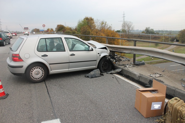 POL-PDNW: Nach Unfall auf der A6 weitergefahren, Zeugenaufruf