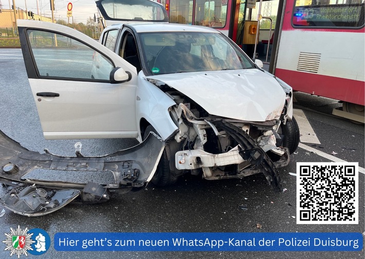 POL-DU: Fahrn: Verbotswidrig gewendet - Auto kollidiert mit Straßenbahn