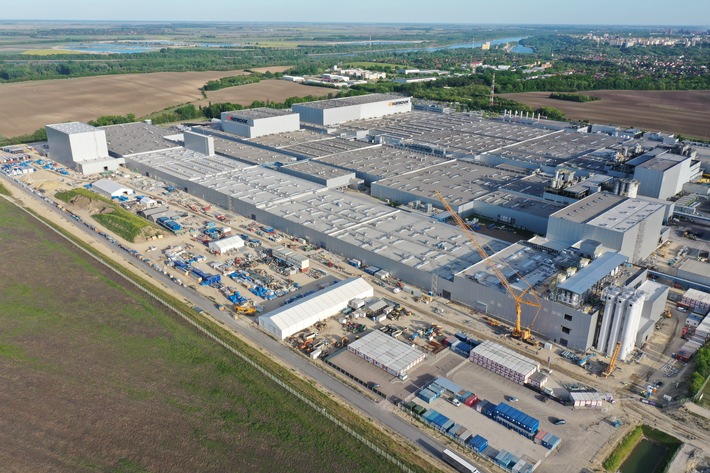 Hankook stärkt Reifenproduktion in Europa mit Investitionen