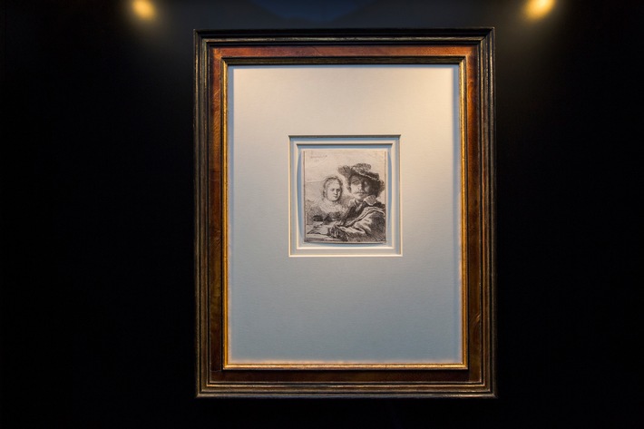 McArthurGlen Designer Outlet Roermond: &quot;Loving Rembrandt&quot; macht Kunst zugänglich für jedermann / Original Rembrandt fürs Wohnzimmer zu gewinnen