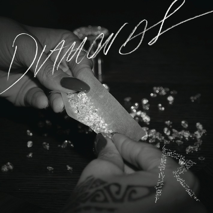 Rihanna meldet sich heute mit brandneuer Single &quot;Diamonds&quot; zurück (BILD)