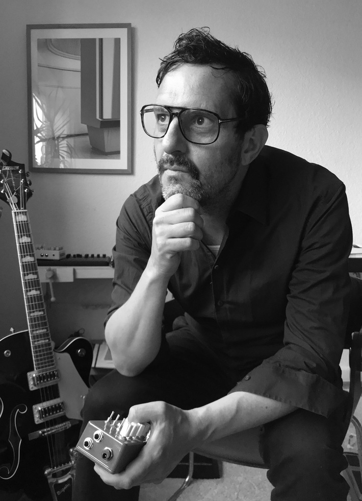 Musiker TG Mauss veröffentlicht neues Album: "Momente Vol.1" ist der Soundtrack der Krise und der Hoffnung auf ihre Überwindung 