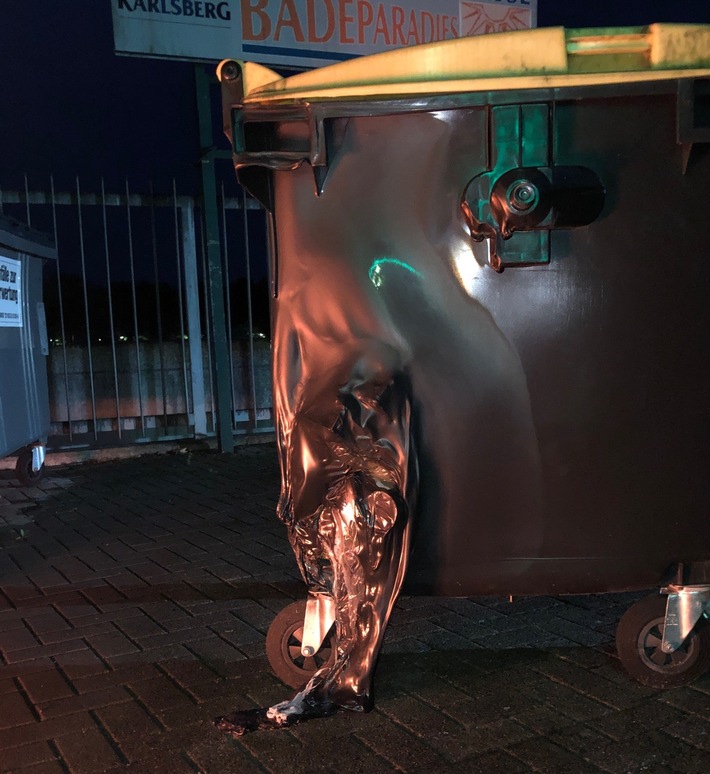 POL-PDPS: Mülleimer in Flammen - Sachbeschädigung durch Feuer