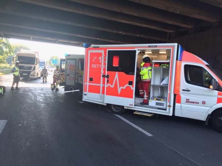 FW-BO: Verkehrsunfall auf der A 40 mit vier Verletzten