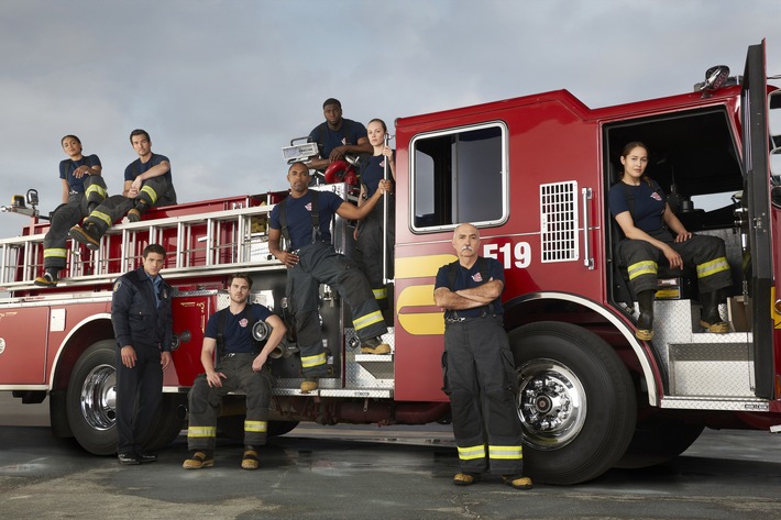 ProSieben zeigt das neue &quot;Grey&#039;s Anatomy&quot;-Serien-Spin-Off &quot;Seattle Firefighters&quot; ab 1. August am Serien-Mittwoch