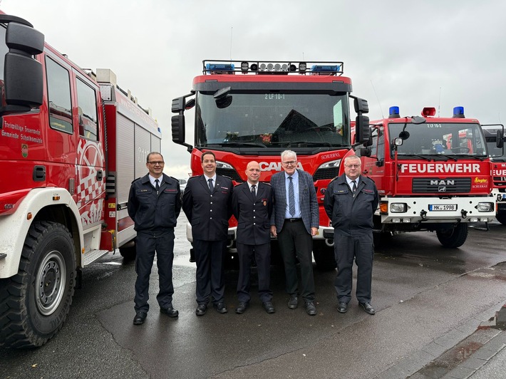 FW Schalksmühle: Feuerwehr Schalksmühle spricht Alexander Horn und Matthias Höfer als neuer Wehrleitung das Vertrauen aus