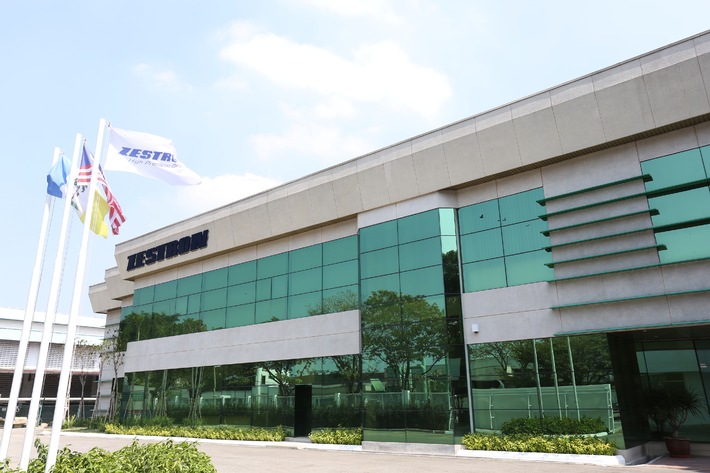Mit Umweltbewusstsein und Kundennähe zum Weltmarktführer -  ZESTRON / Dr. O. K. Wack Chemie GmbH eröffnet neues Produktions- und Entwicklungszentrum in Malaysia