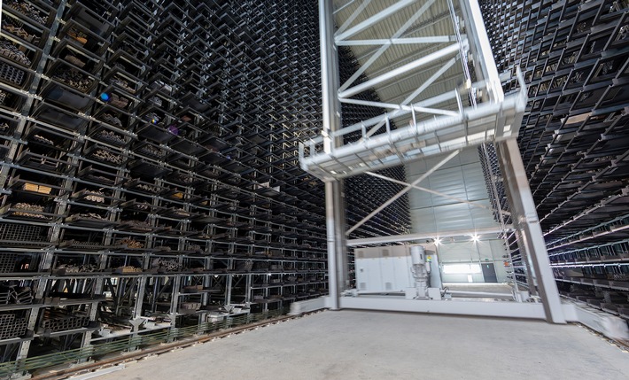 Modernes Hochregallager bietet Platz für 9&#039;000 Tonnen Stahl