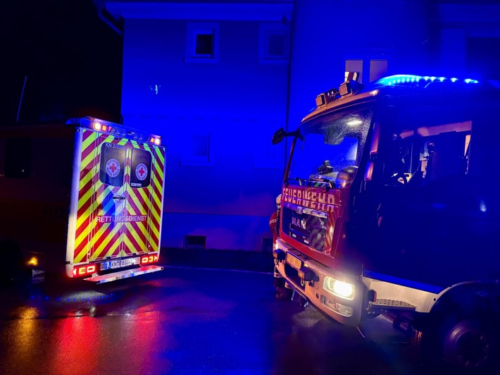 FW Reichenau: Nottüröffnung - Person gerettet, Reichenau-Lindenbühl, 10.01.2026