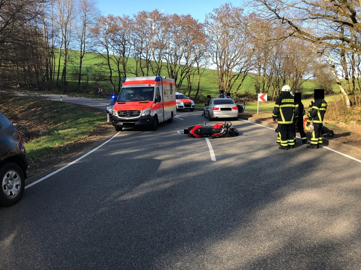 POL-PDKL: Motorradfahrer schwer verletzt