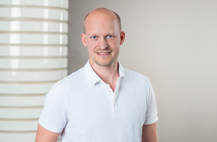Drei Chefärzte der Artemed Klinikgruppe prägen neues Standardwerk der Wirbelsäulentherapie