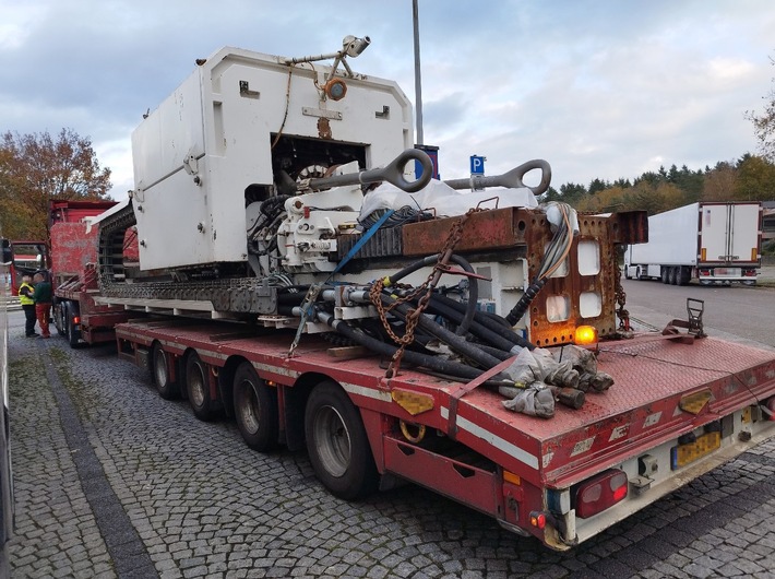 POL-OLD: +++ Regionale Kontrollgruppe nimmt Lastkraftwagen und Busse in den Fokus +++ Fast jeder zweite Transport beanstandet +++