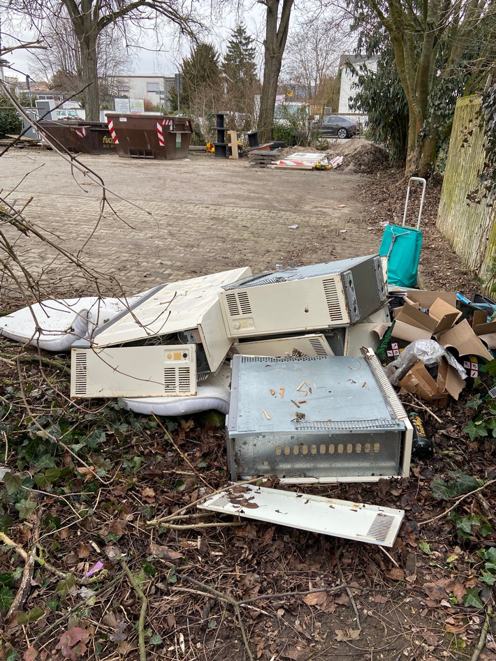 POL-Einsatz: Zeugen zu illegaler Abfallentsorgung gesucht - Baustellenbereich beim Parkplatz "Duale Hochschule Mannheim", an der Handelsstraße in 69214 Eppelheim