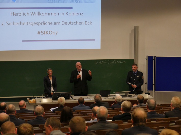 HDP-RP: 2. Sicherheitsgespräche am Deutschen Eck in Koblenz/
Bürgernähe und kooperative Sicherheitsarbeit als Seismograf für lokale Problemstellungen