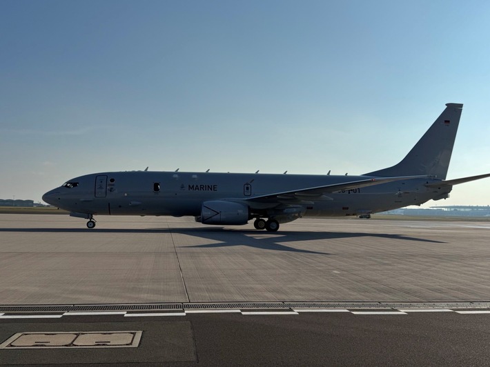 Einflug P-8A Poseidon - Presselink