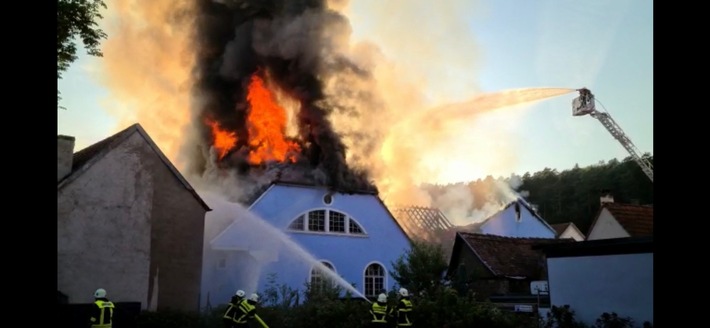 POL-PDPS: Großbrand in Waldfischbach-Burgalben