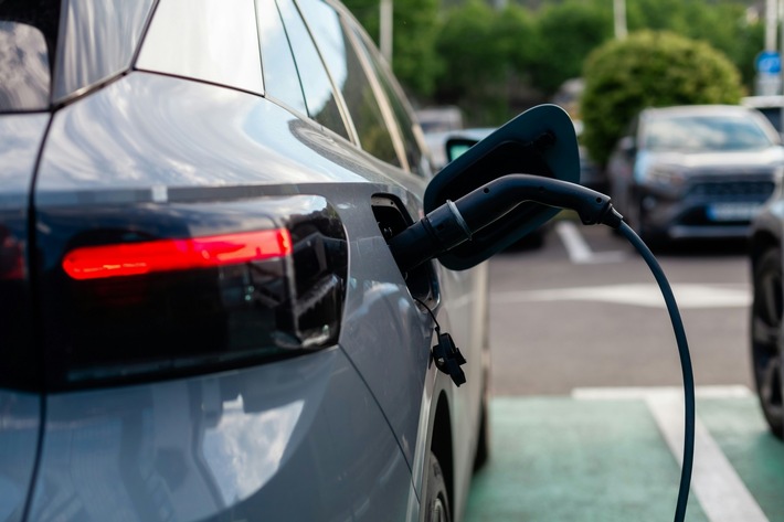 E-Auto-Boom: Warum Benziner und Diesel noch lange nicht wertlos sind