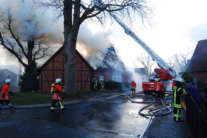 POL-WL: Brand Garlstorf - weitere Fotos