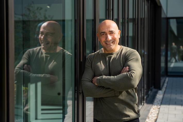 Ozkan_shooting_retouch-9288 (1).jpg