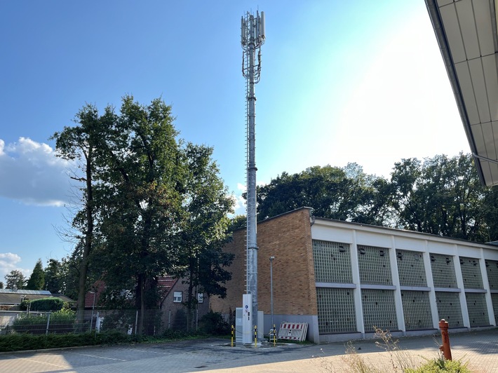 Telekom verbessert Mobilfunkempfang in Moers Schwafheim