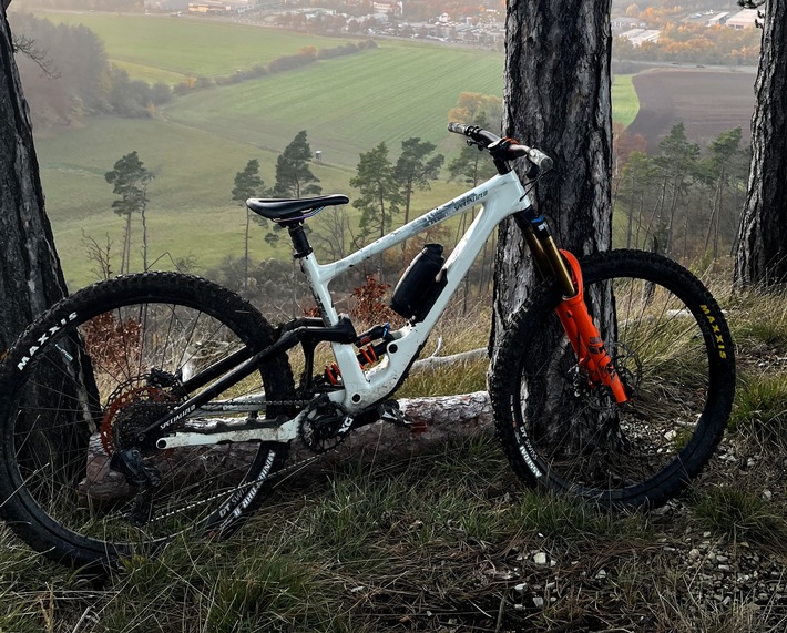 LPI-NDH: Zeugenaufruf: Mountainbike entwendet - Wer kann Hinweise geben?