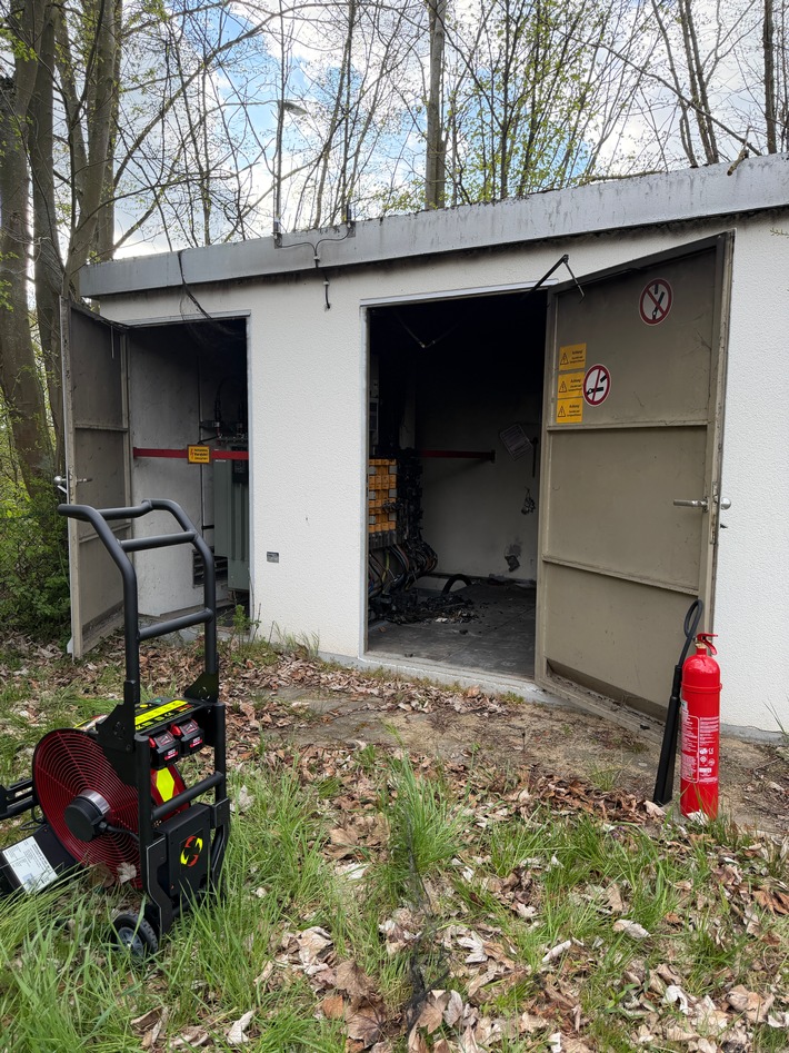 FW Helmstedt: Brennt Transformatorenhaus
