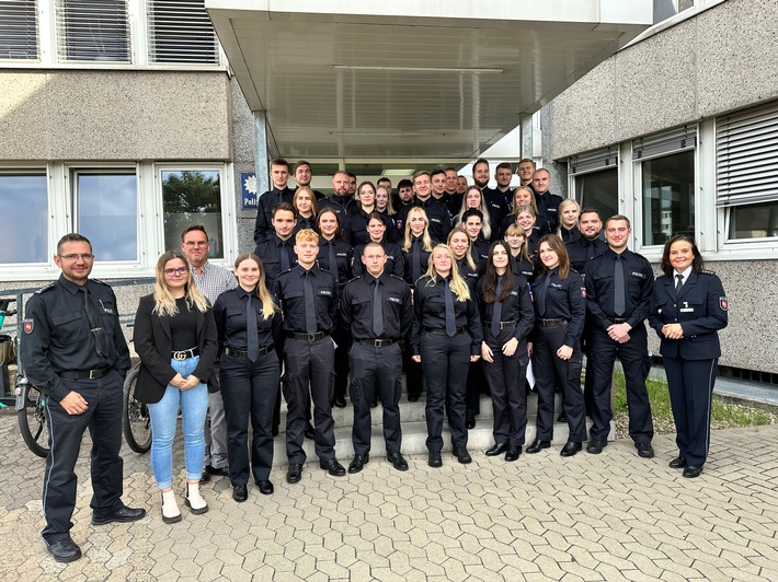 POL-WOB: Personalzuwachs für die Polizeiinspektion Wolfsburg-Helmstedt