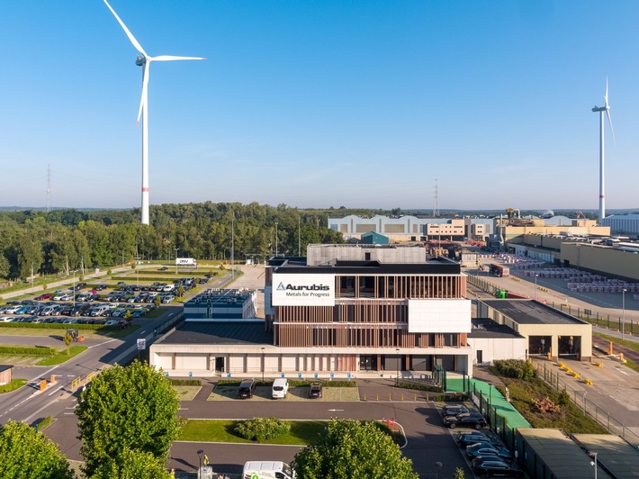 Pressemitteilung: Aurubis unterzeichnet Stromliefervertrag mit Ökostromanbieter Eneco und unterstreicht damit branchenweite Führungsrolle bei Nachhaltigkeit